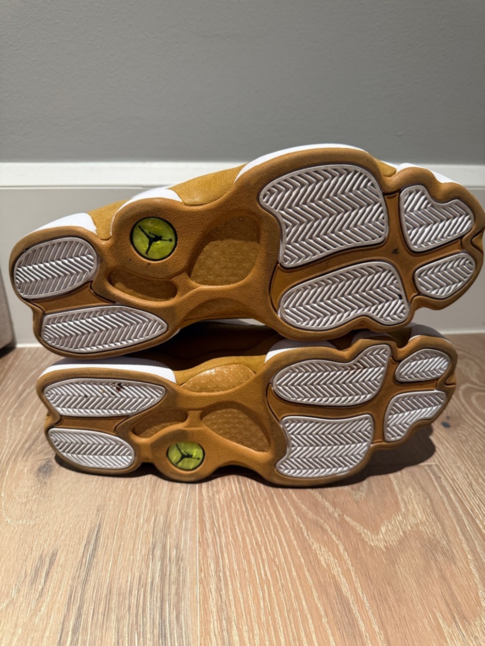 Jordan 13 Men’s Retro White/Wheat - Picture 9 of 9